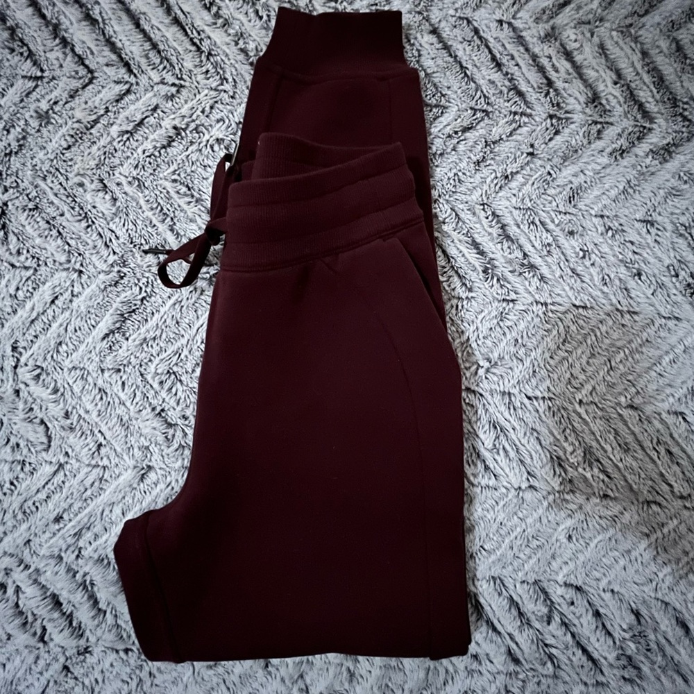 Lululemon Scuba Joggers, high rise full length